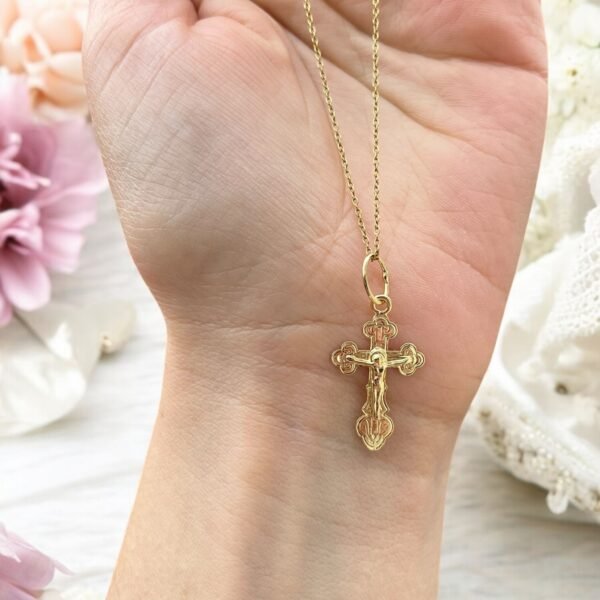 Croix de jésus féminine or plaqué